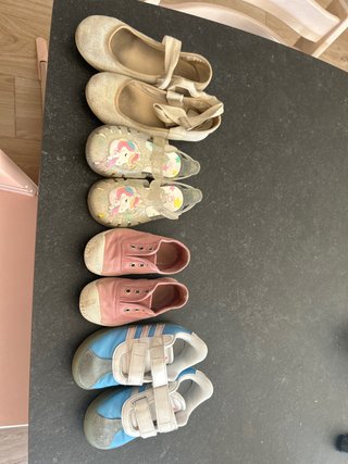 Lote Zapatillas Niña Varias Tallas