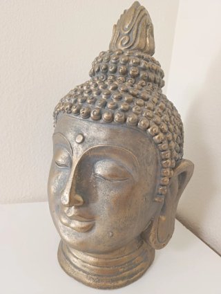 Cabeza de Buda decorativa