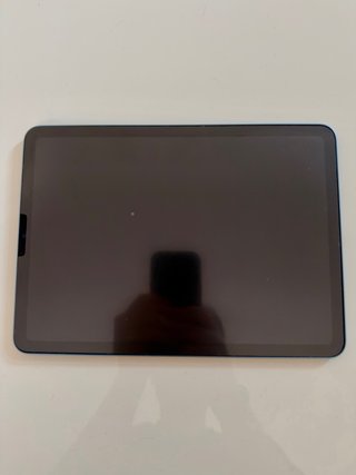 iPad Air 5 M1 64GB + Cover - Come nuovo