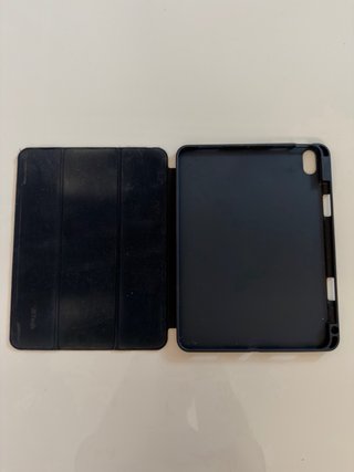 iPad Air 5 M1 64GB + Cover - Come nuovo