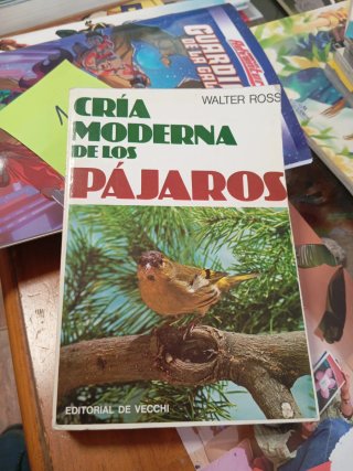 Libro cría moderna de de los pájaros