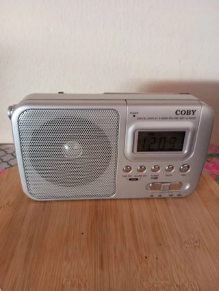 Radio Coby Digital 4 Bandas FM/AM/SW
