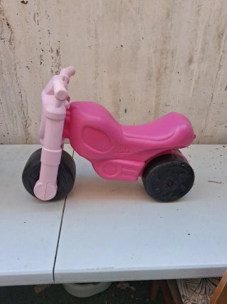 Moto correpasillos rosa