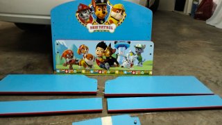 Conjunto patrulla canina  cama ,mesa y 2 sillas