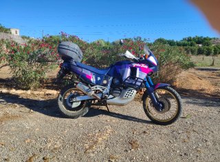 Honda Africa Twin RD04 XVR 750 1992
