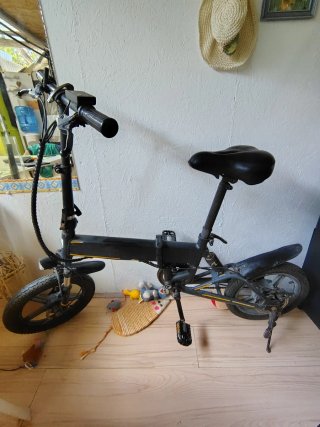 Bicicleta Eléctrica Plegable Negra