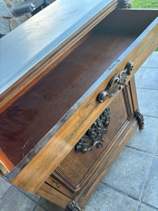 Mueble madera y piedra con cajón