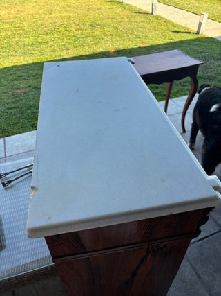 Mueble madera y piedra con cajón