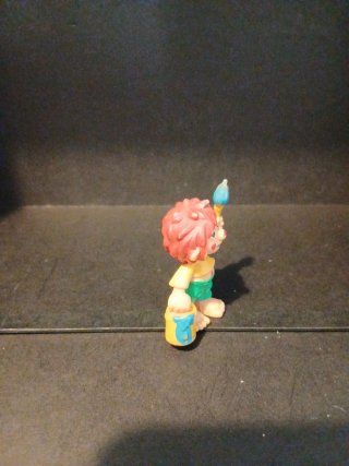 Figura de PVC del personaje Pumuky "Pintor"