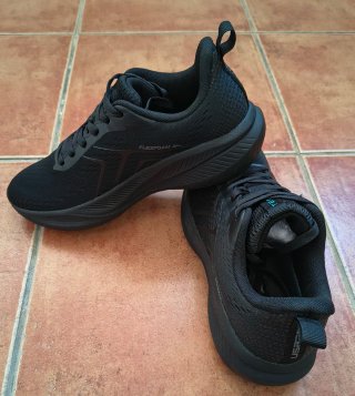 Zapatillas running deportivas nuevas , talla 41/40