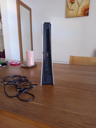 Ps5 Digital Slim Blanca sin mando dualsense