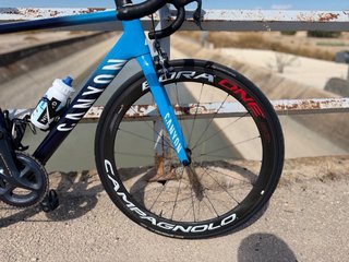 Bicicleta de carretera Canyon Azul