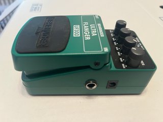 Pedal Behringer UF300 Ultra Flanger per chitarra