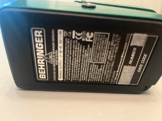 Pedal Behringer UF300 Ultra Flanger per chitarra