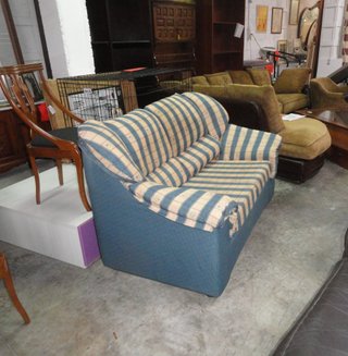 Sofá 2 plazas estampado cómodo