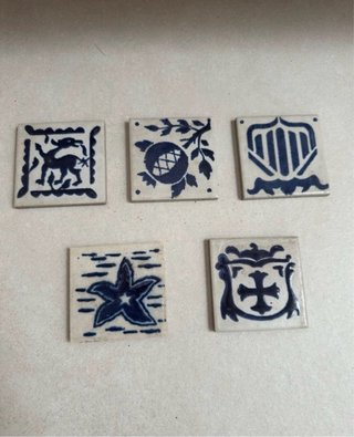 Lote de 34 azulejos antiguos decorativos
