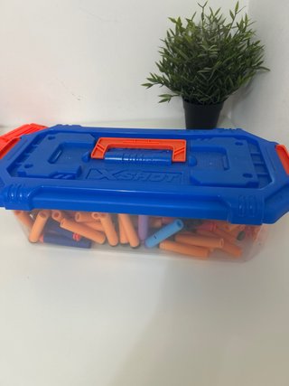 4 Pistolas Nerf y Caja de Balas X-Shot
