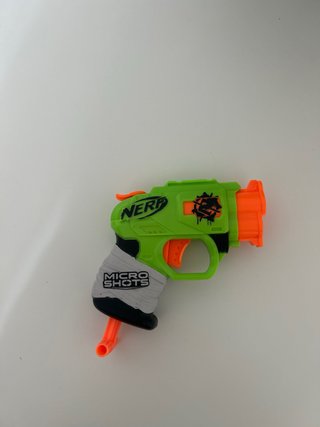 4 Pistolas Nerf y Caja de Balas X-Shot