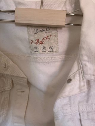 Chaqueta tejana blanca