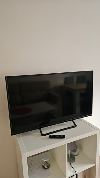 Televisión TDSystems Full HD 40” – buen estado + F