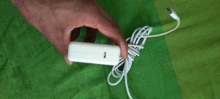 Cargador Apple Blanco 61W