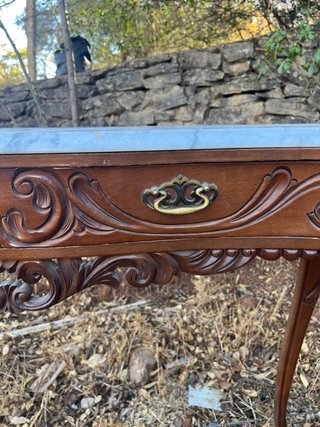 Mesa recibidor madera mármol