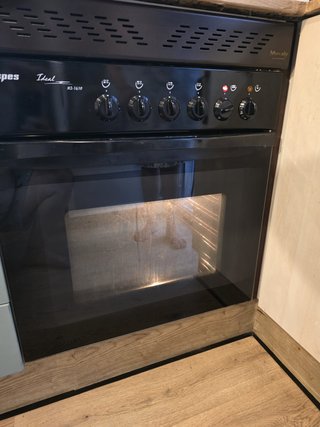 Encimera de gas y horno de luz