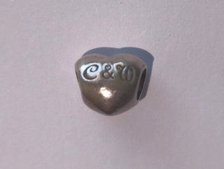 Charm pandora edición limitada boda Cate y William