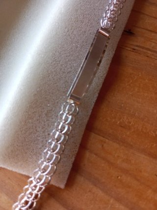 Pulsera de plata con placa