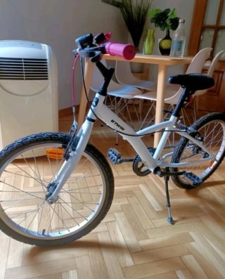 Bicicleta B'TWIN blanca