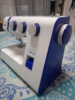 Máquina de coser Alfa Next 45