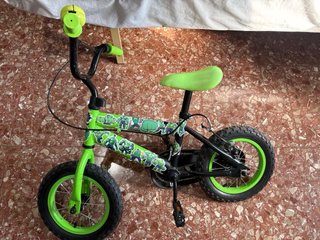 Bicicleta infantil Hulk 12 pulgadas