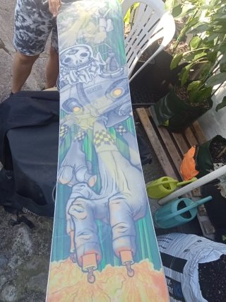 Tabla Snowboard Burton con Fijaciones. Mide 1,40