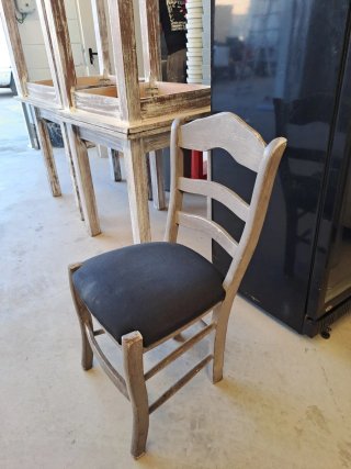 Sillas de madera estilo Colonial Cosas de Ocasión