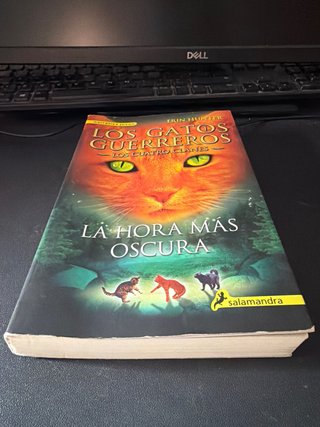 Los gatos guerreros. 6 La hora más oscura.