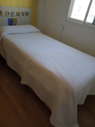 Colcha El Corte Inglés Cama 90.  190x270