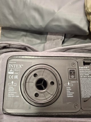 Colchón hinchable eléctrico INTEX de pvc