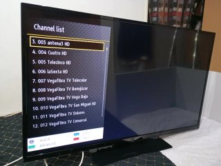 Televisión JVC 49 Negra