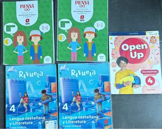 Libros 4° primaria revuela, piensa y open up.
