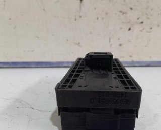 Audi 106157 mando elevalunas del izq 8e0959851d a4