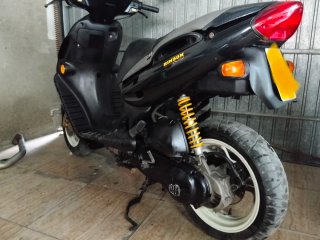 Suzuki Katana 50 Agua Scooter