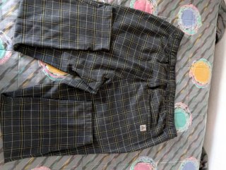 Pantalón de cuadros Zara gris y amarillo