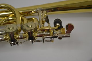 Trombón Bajo Bach TB 504B