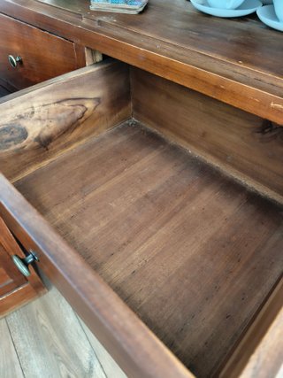 Mueble Madera: Librería Alta y Aparador