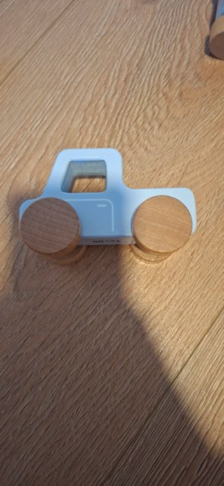 3 Coches de madera para niños