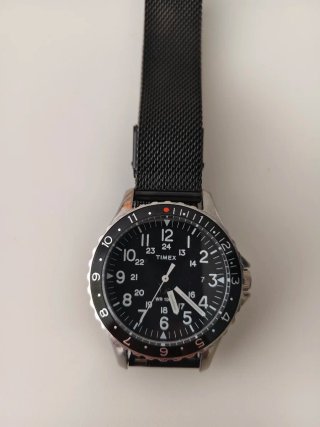 Reloj Timex Ocean Negro, WR 100M, bisel giratorio