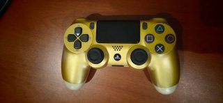 PlayStation 4 Pro (PS4 Pro) Nero+controller