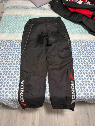 Chaqueta y Pantalón Moto Honda
