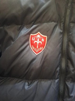 Abrigo plumífero Asics Triestina