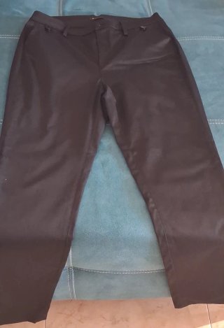 Pantalón negro Massimo Dutti